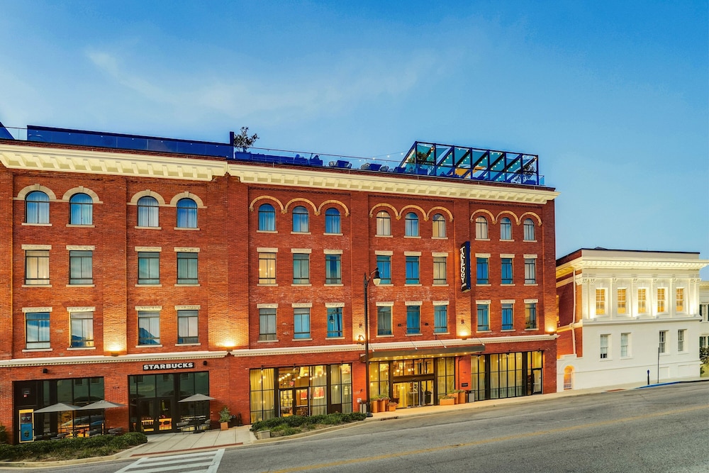 Trilogy Hotel Montgomery, Autograph Collection 1/29