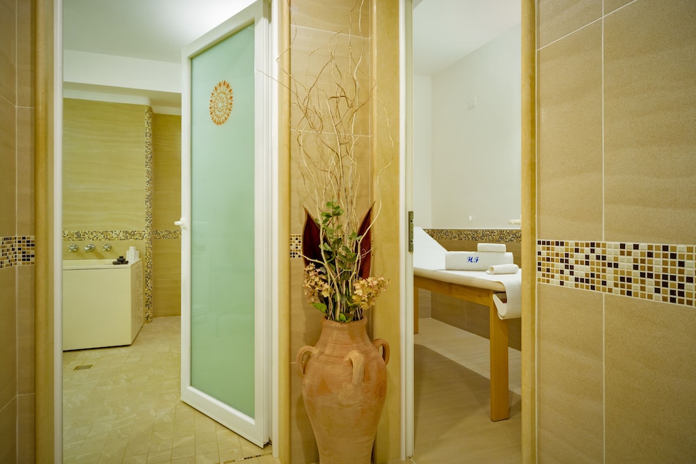 Floridiana Terme Hotel 77/78