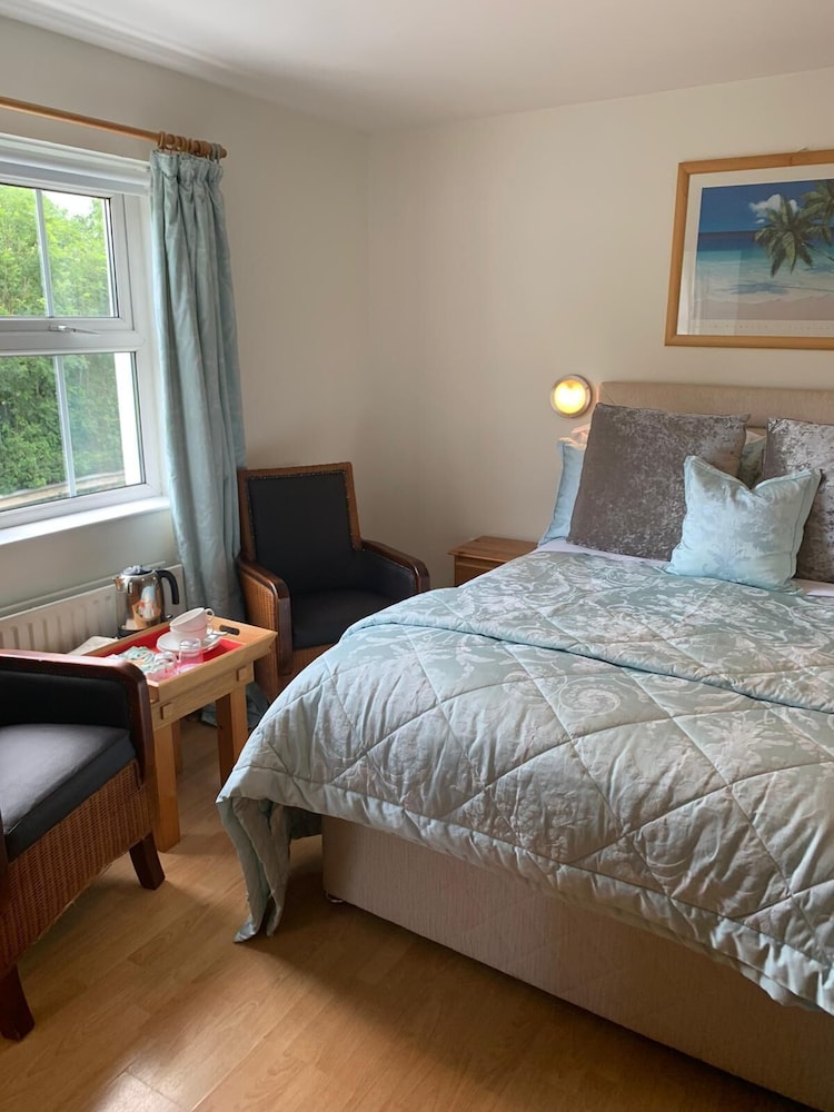 Brooke Lodge Guesthouse 11/40