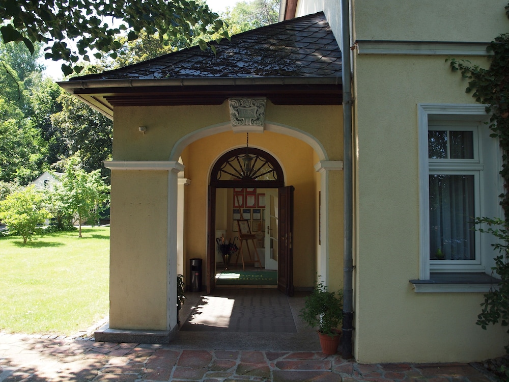 Hotel Bellevue Schmolln 3/42