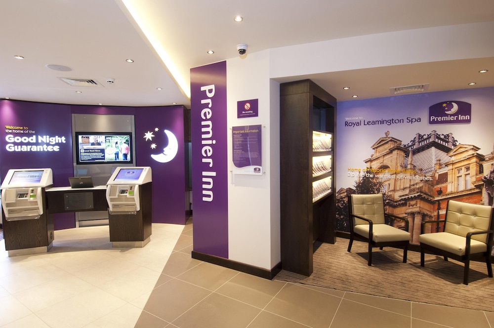 Premier Inn Leamington Spa Town Centre 6/54