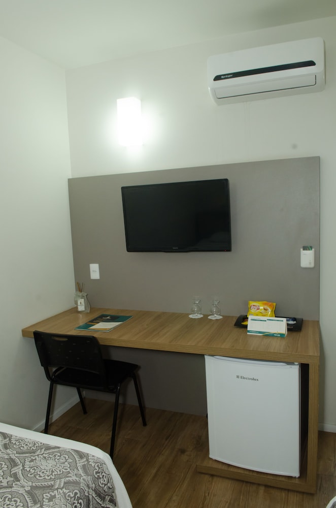 Impar Suites Expominas Hotel 42/49