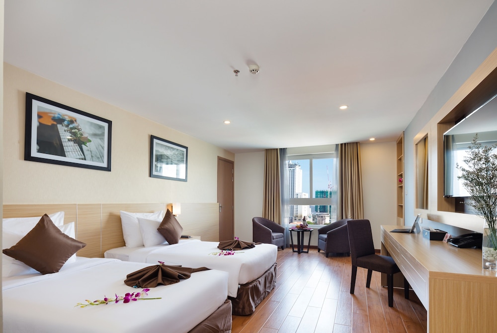 Sao Viet Hotel 13/48