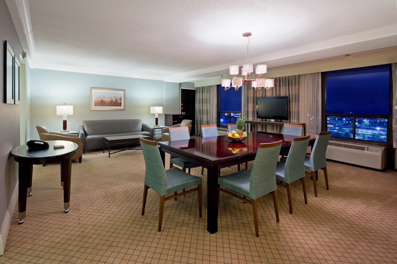 Hotel Belvoir Springfield 35/86