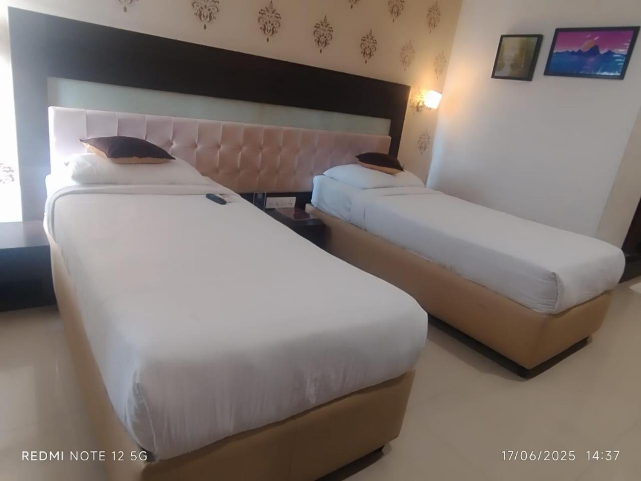 HOTEL SITARA GRAND LB NAGAR 12/26