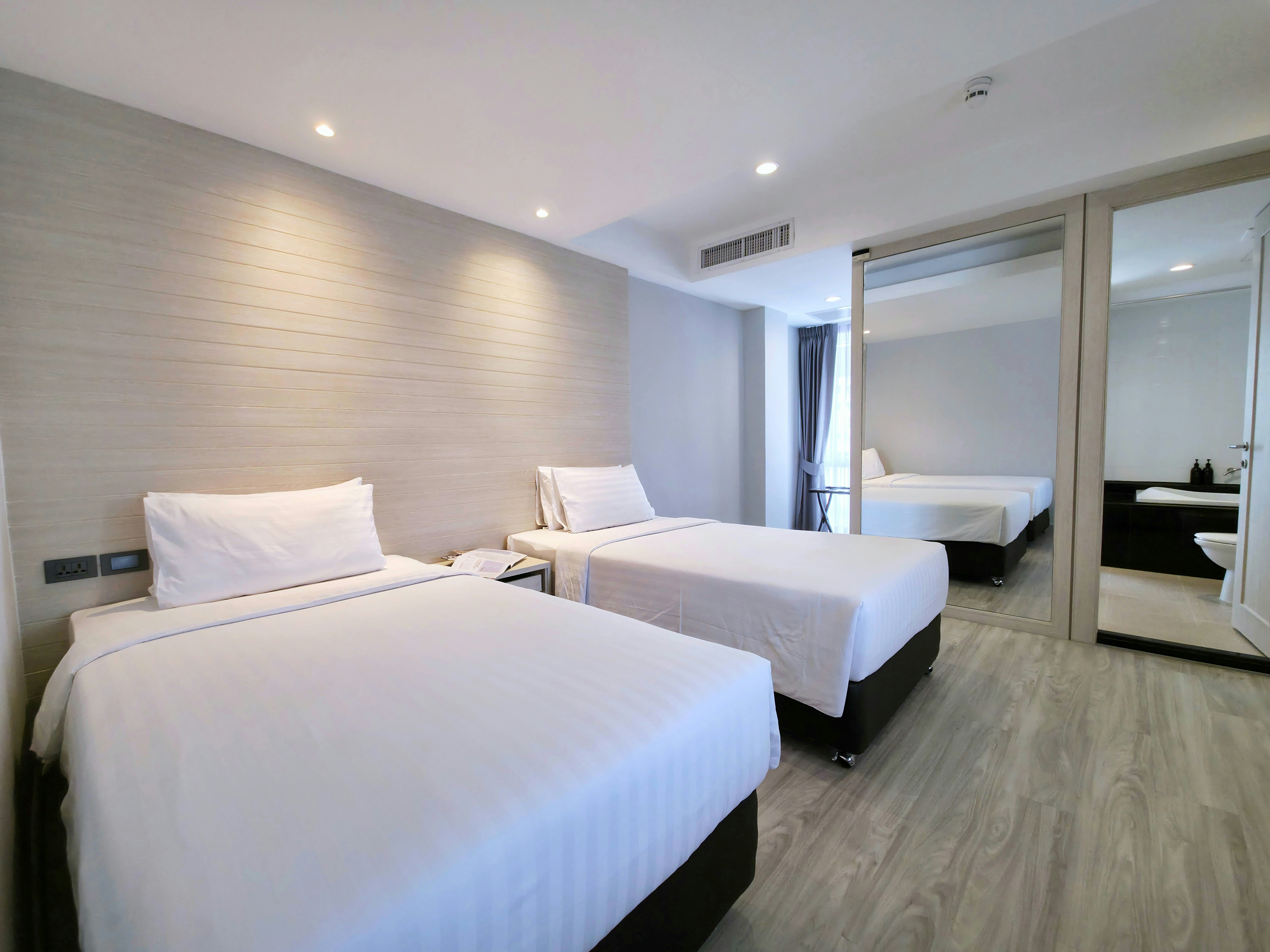 FuramaXclusive Sathorn 42/82