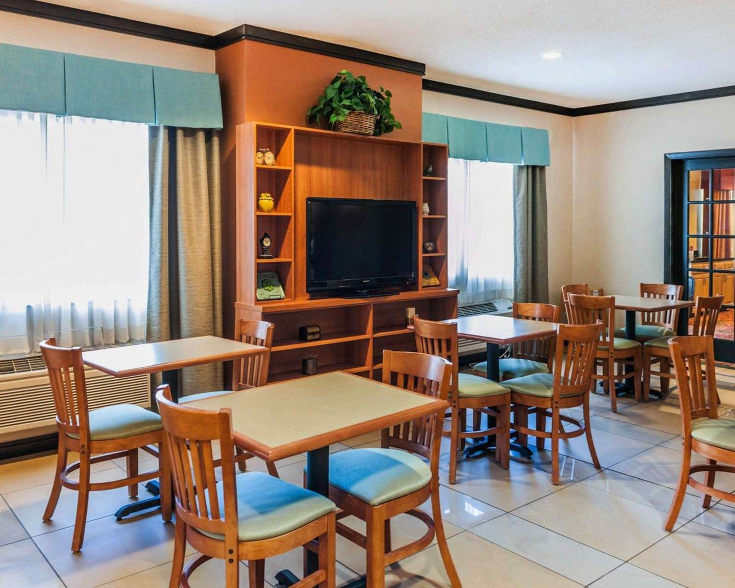 Comfort Inn Avon-Indianapolis West 12/15