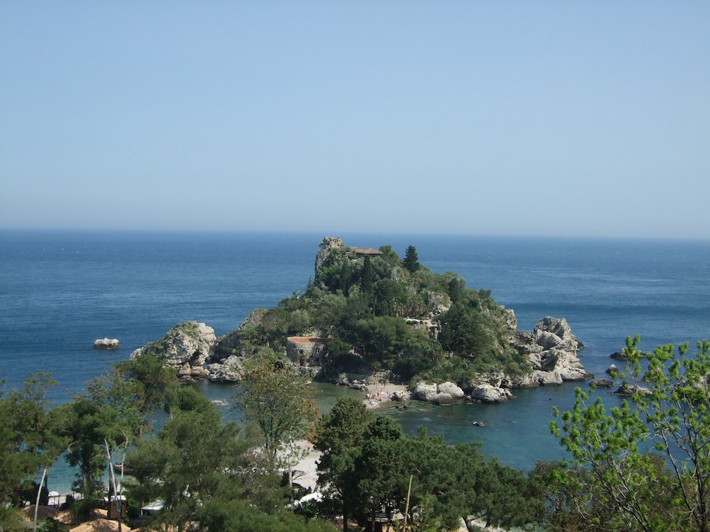 Hotel Isola Bella 26/36