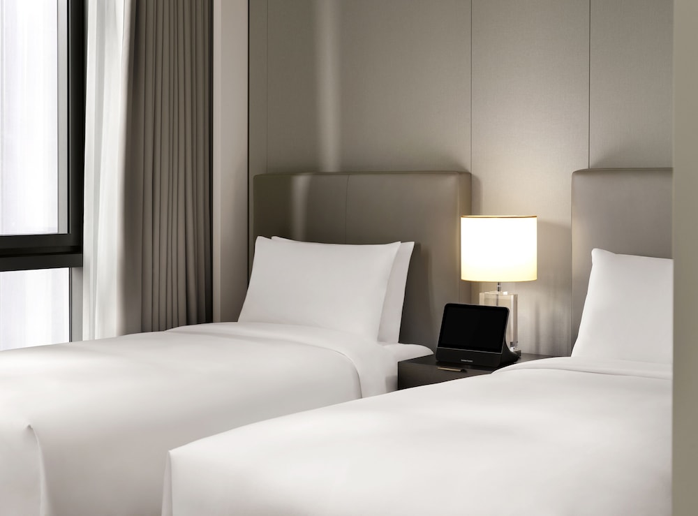 Sofitel Ambassador Seoul Hotel and Serviced Residences 11/71