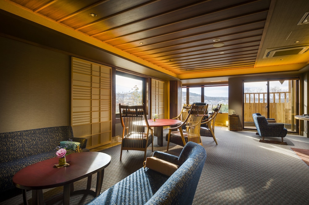 Fujisan Onsen Bessho Sasa 33/45