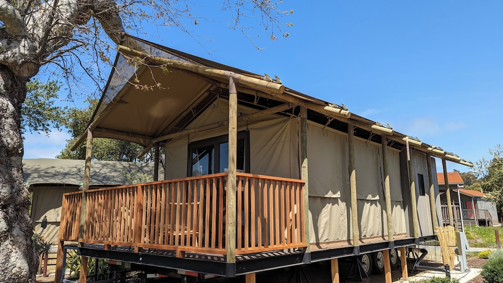 Carmel River Inn 4/62