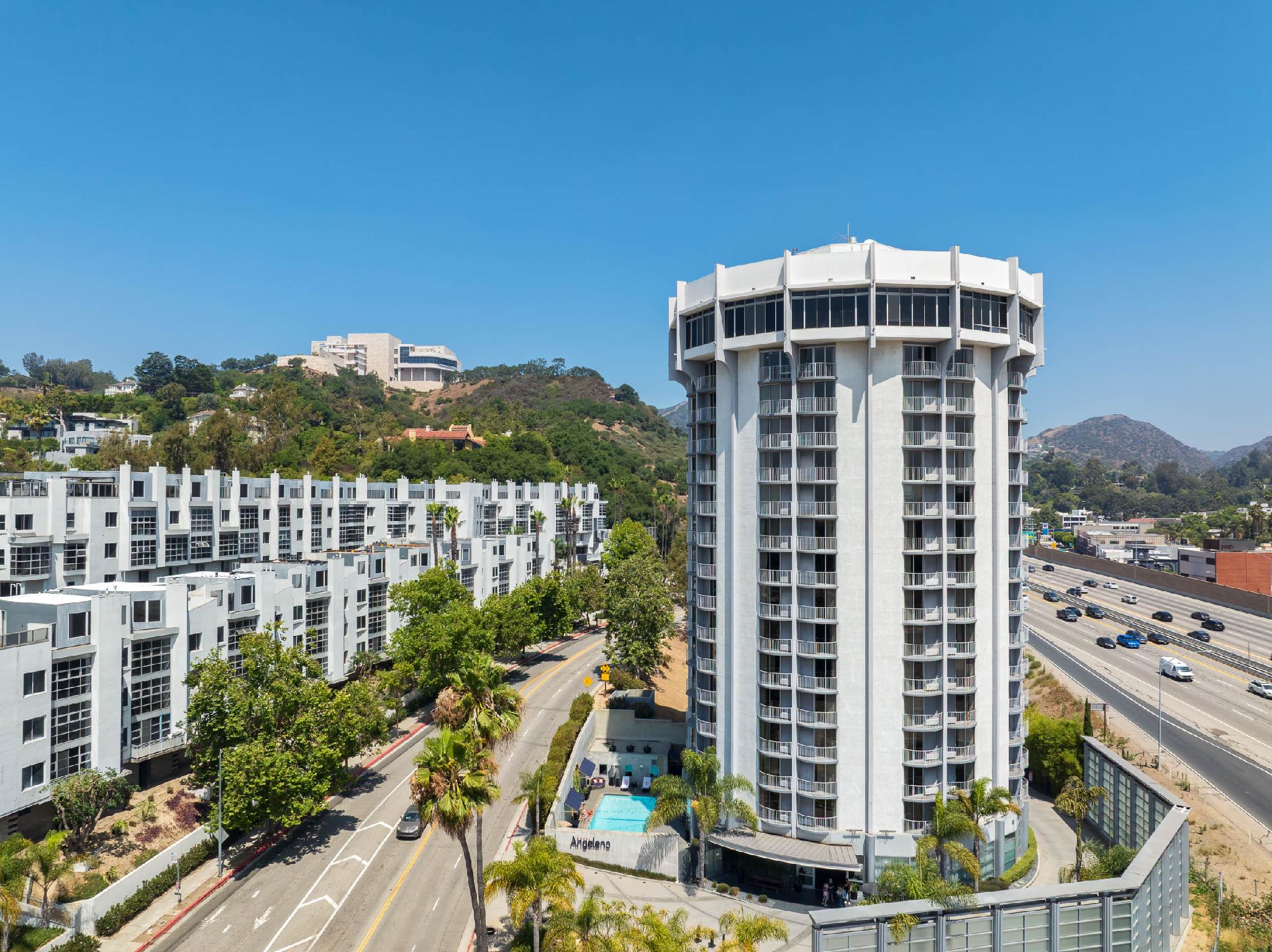Angeleno Hotel in LOS ANGELES - CA