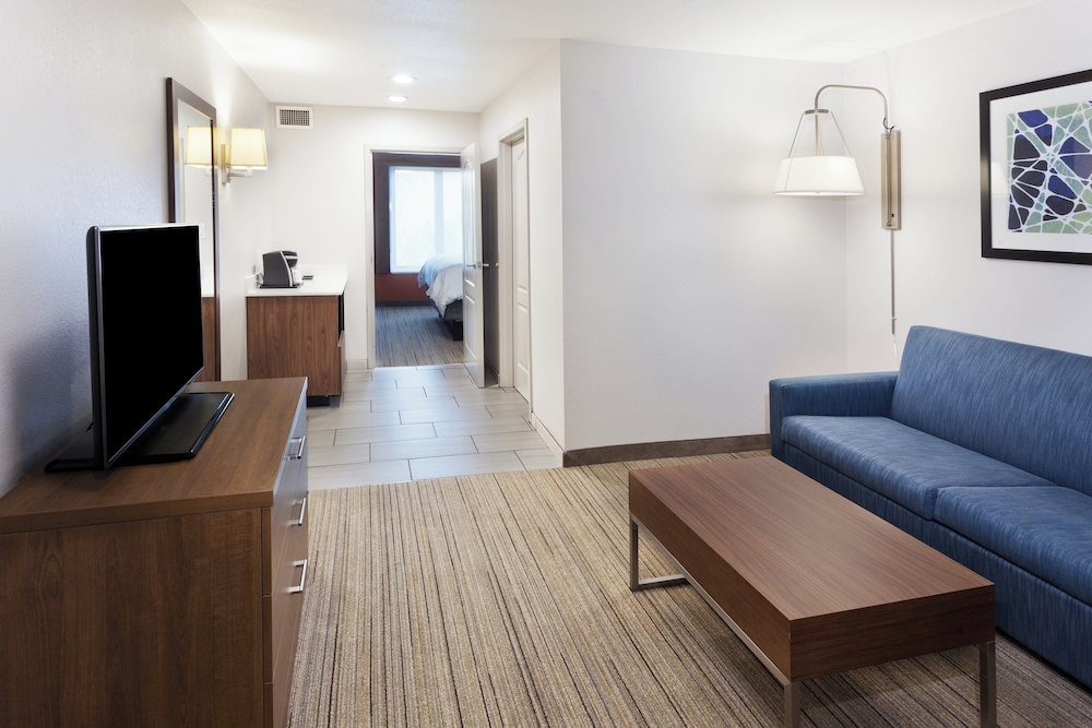 Holiday Inn Express Hotel And Suites Rome East 28/50
