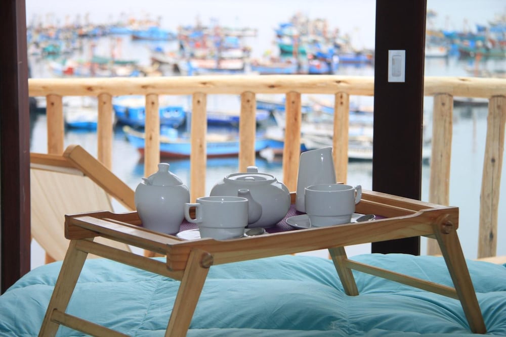 BAMBOO LODGE PARACAS 42/52