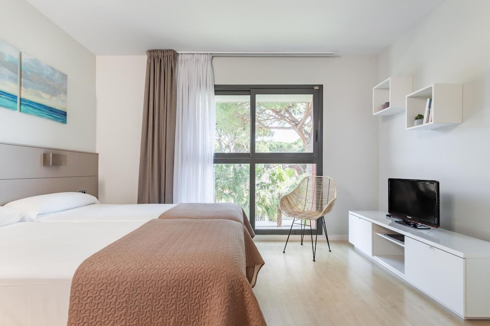 Apartamentos Turisticos Royal Marina Gardens 6/42