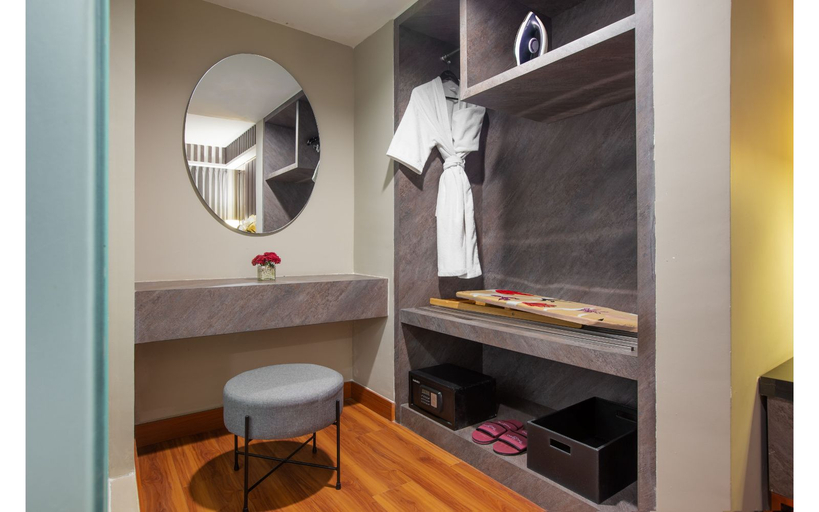 Alana, Suite، The Alana Hotel & Conference Center Malioboro Yogyakarta By Aston 2/3