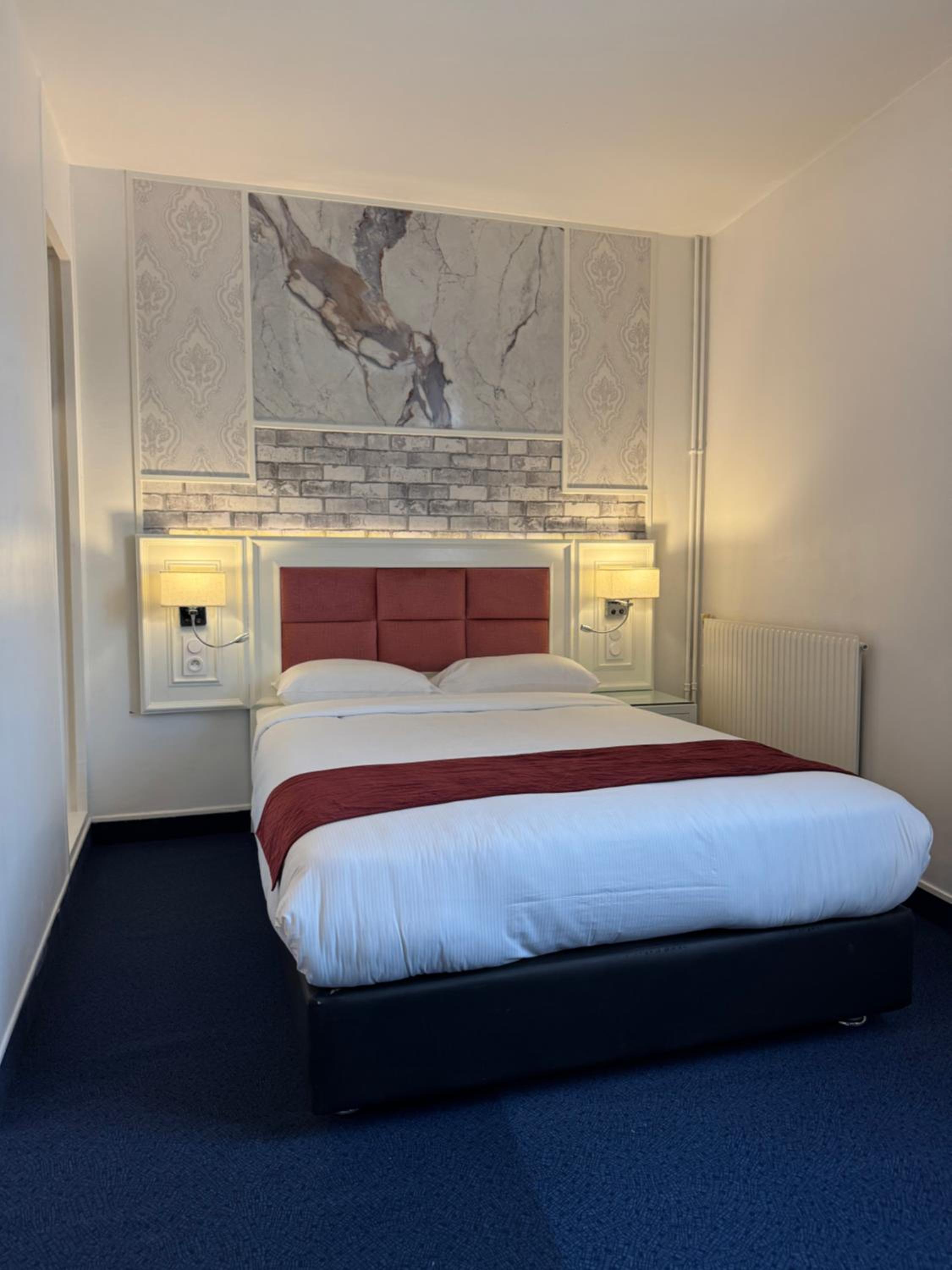 Hotel Grand Paris 11/40