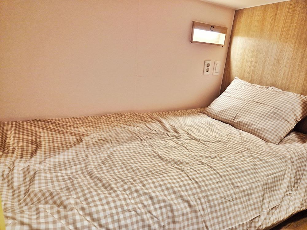 Mozzi Hostel 19/50