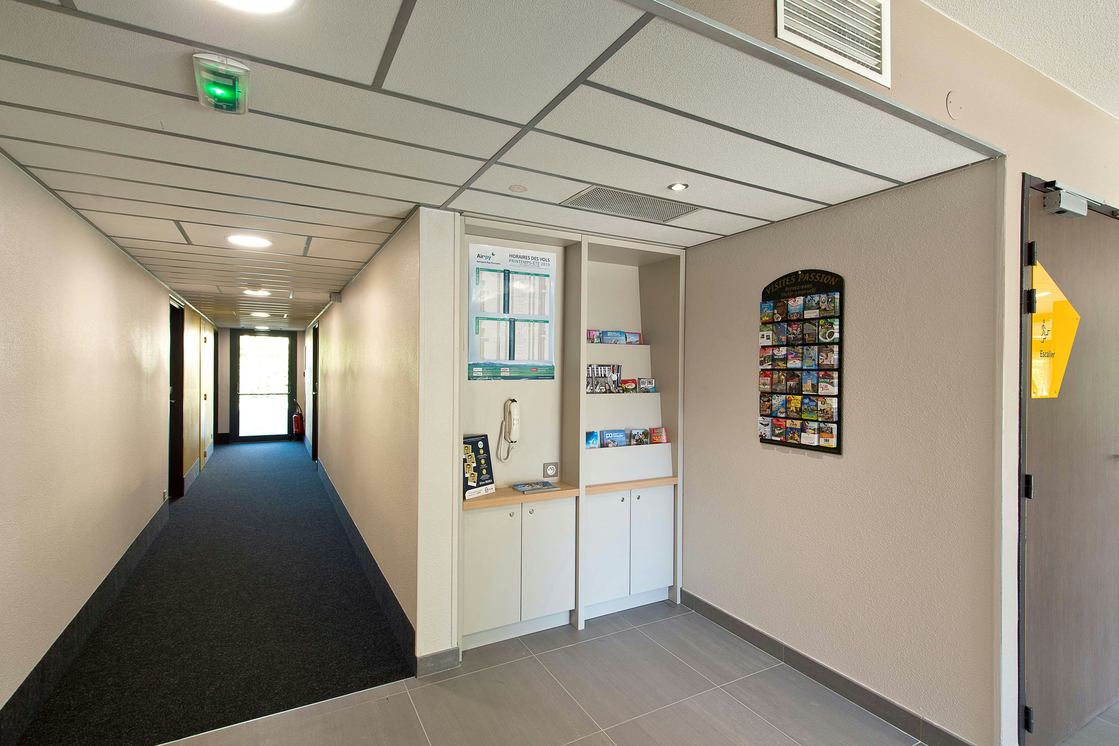 B&B HOTEL Pau Zenith 18/27