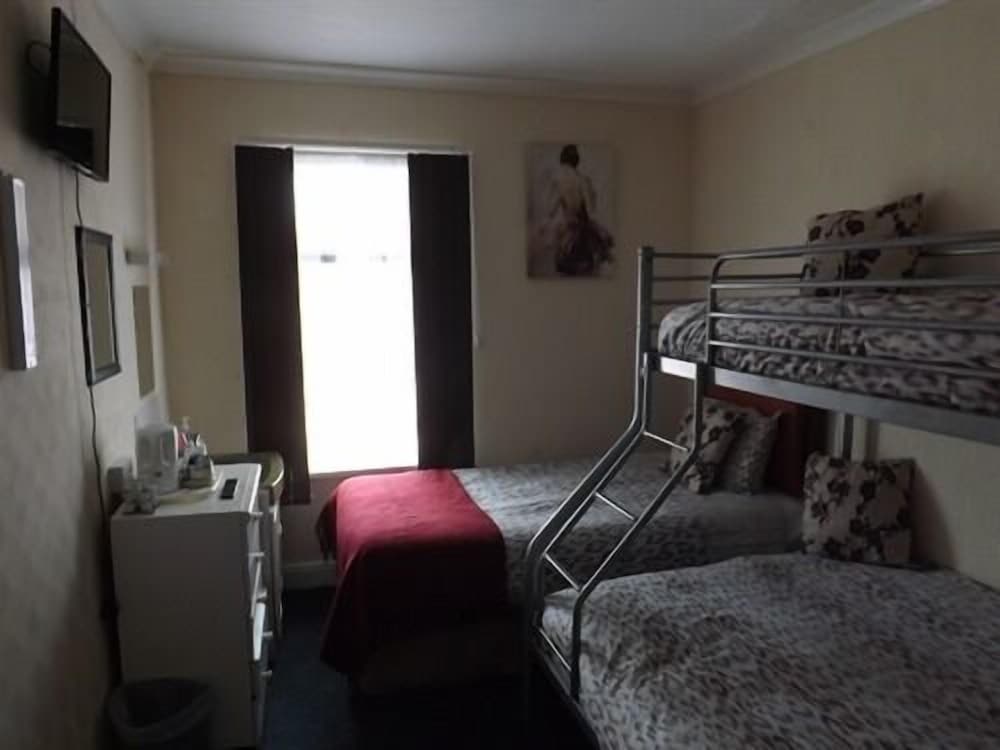 Thistle Dhu Guest House 43/50