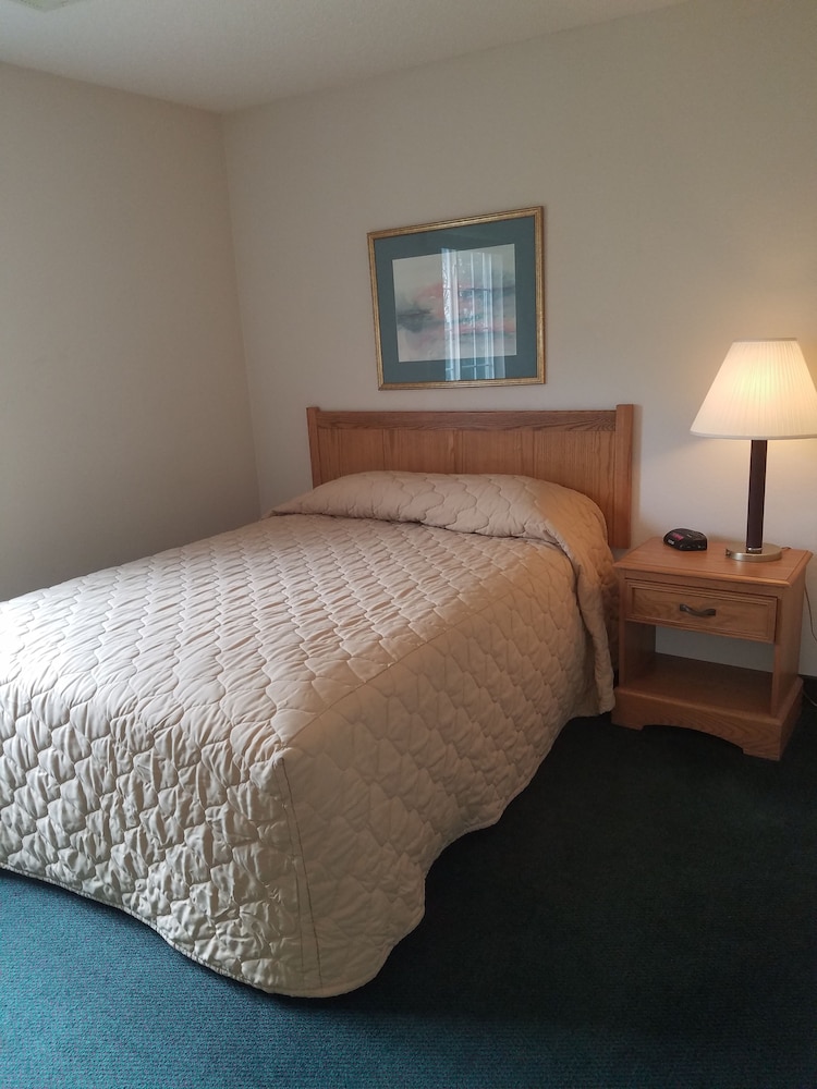Affordable Suites Lexington 11/28
