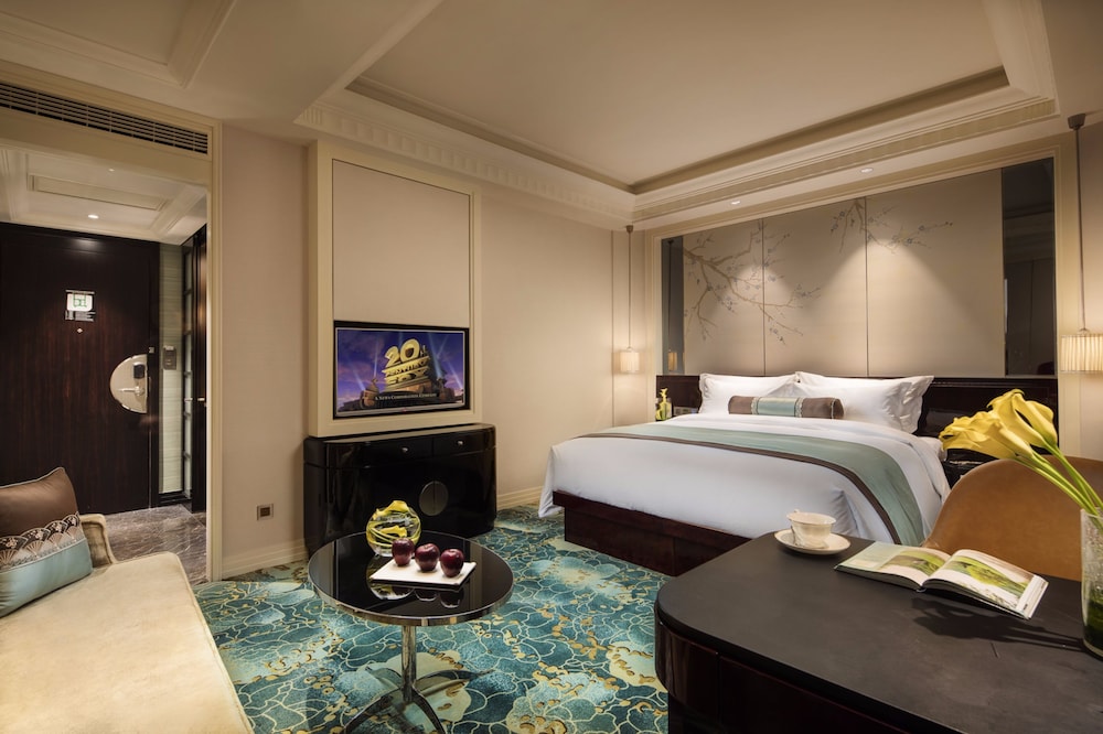 The Pury Hotel Yiwu 8/37