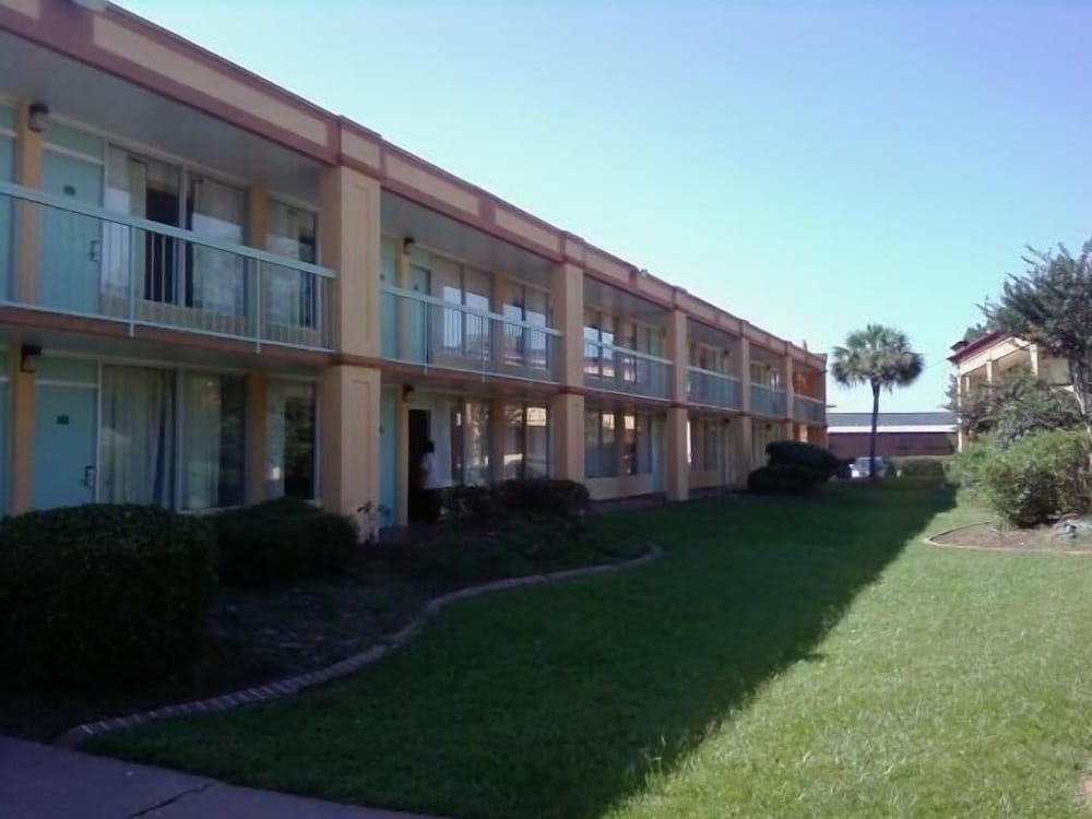 Scottish Inn Savannah South photo5