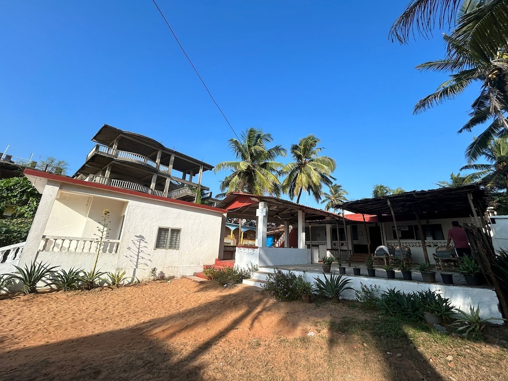 Ocean View Goan Beach House 42/49