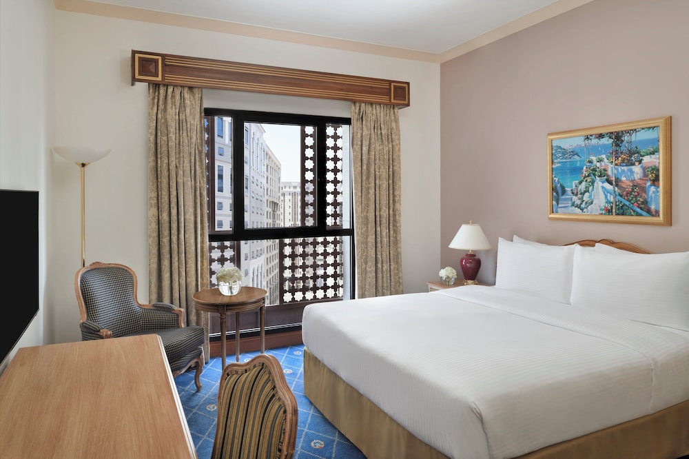 Diplomat, Suite, Single Bed, City View