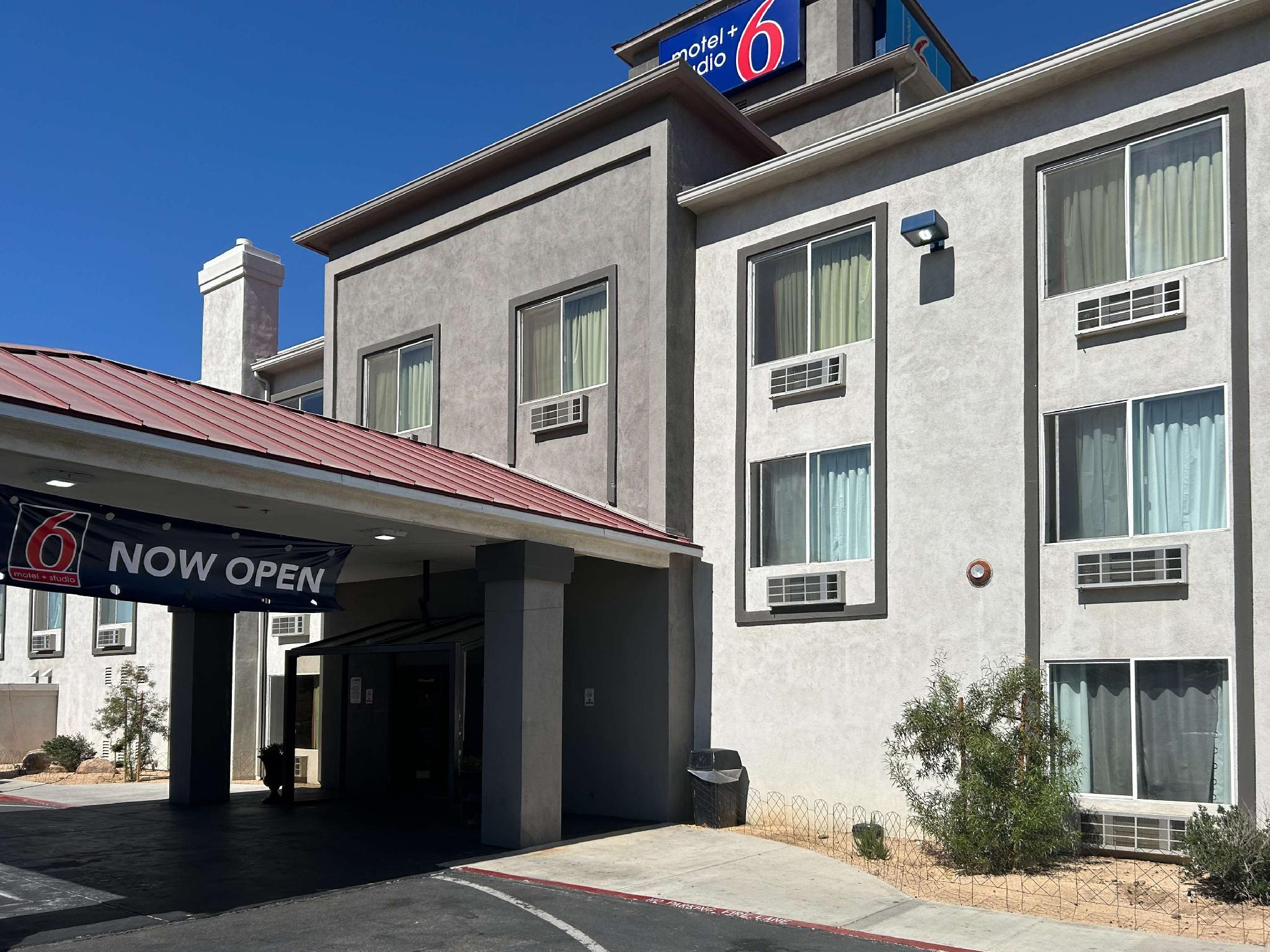 Studio6 Suites Hesperia, CA - West Main Street - I-15 28/33