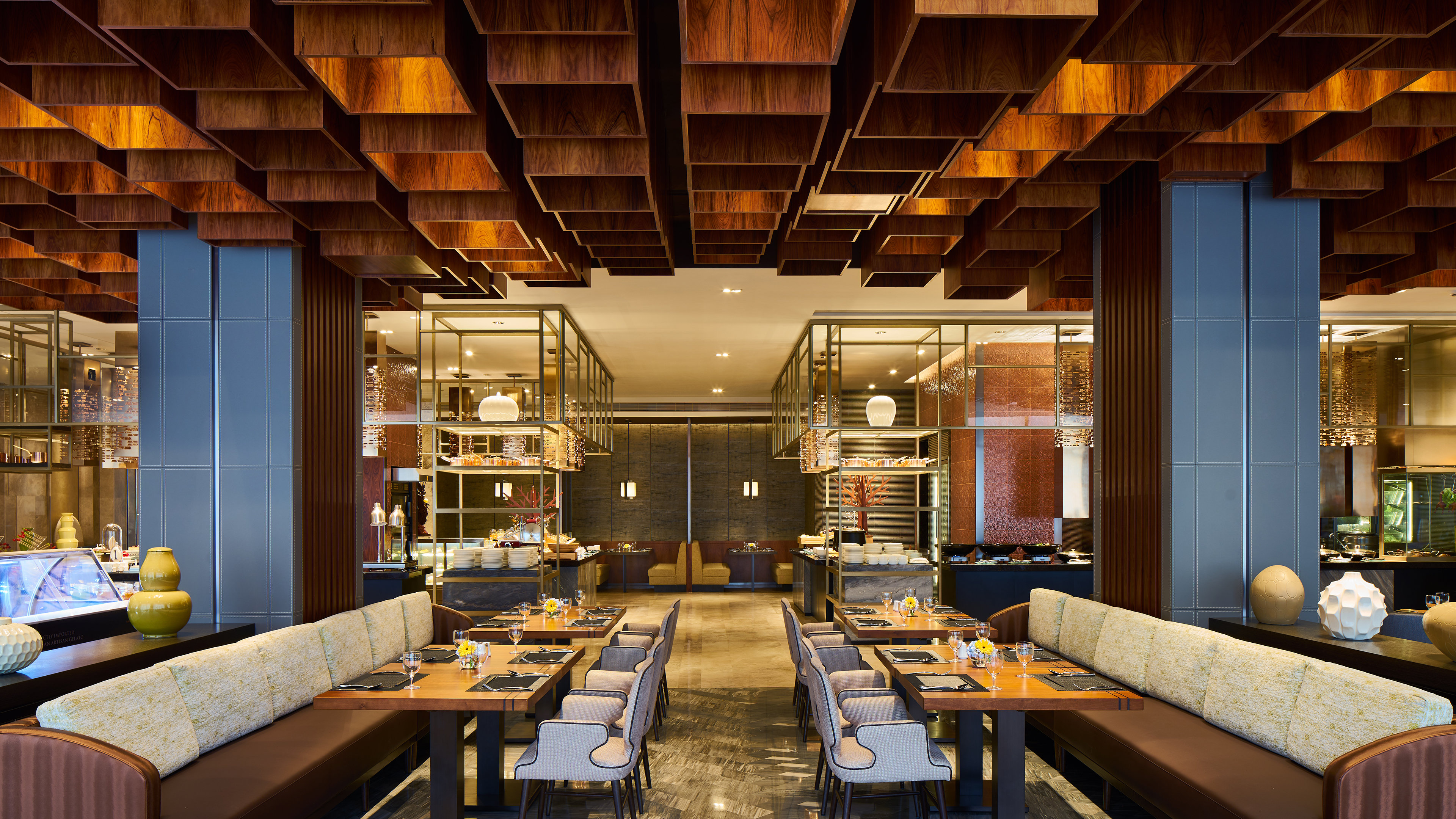 Intercontinental Hotels Hefei 56/80