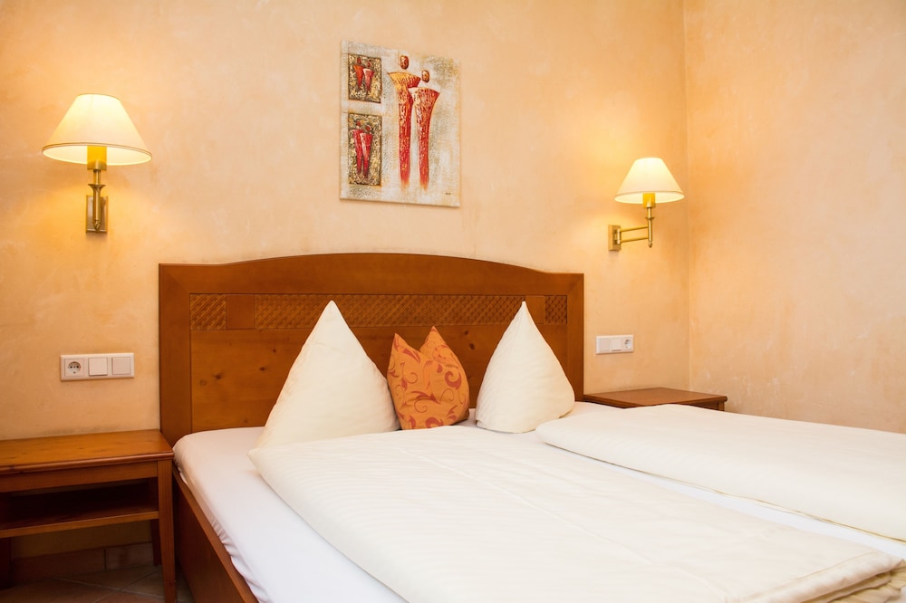 Hotel Casa Rustica 7/50
