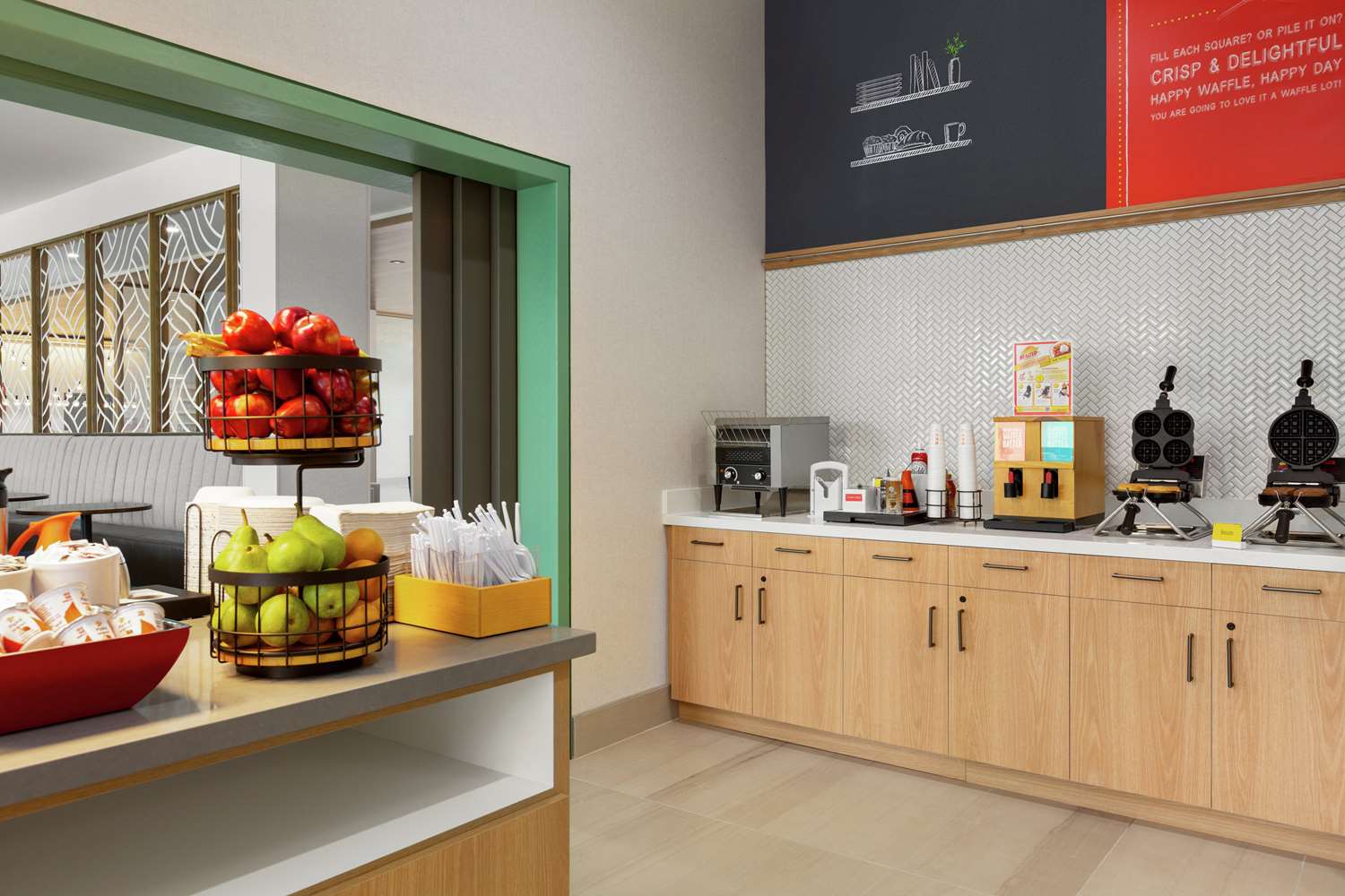Hampton Inn & Suites San Mateo-San Francisco Airport 14/17