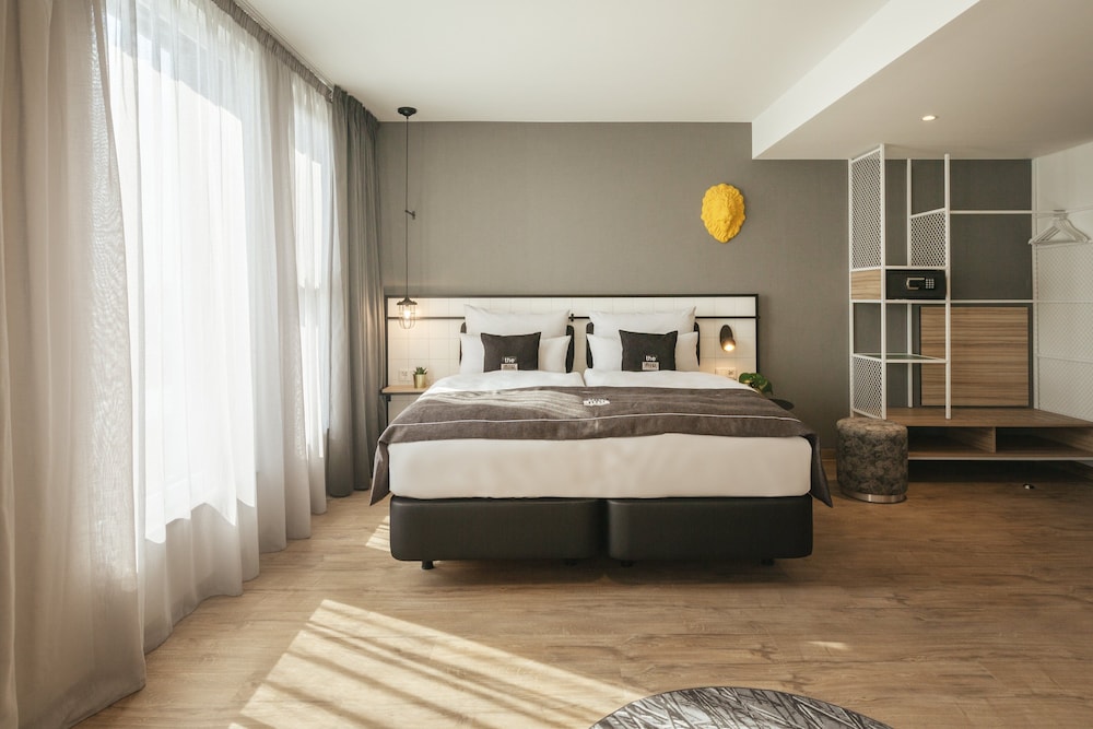 Holiday Inn - the niu, Leo Nuremberg, an IHG Hotel 11/58
