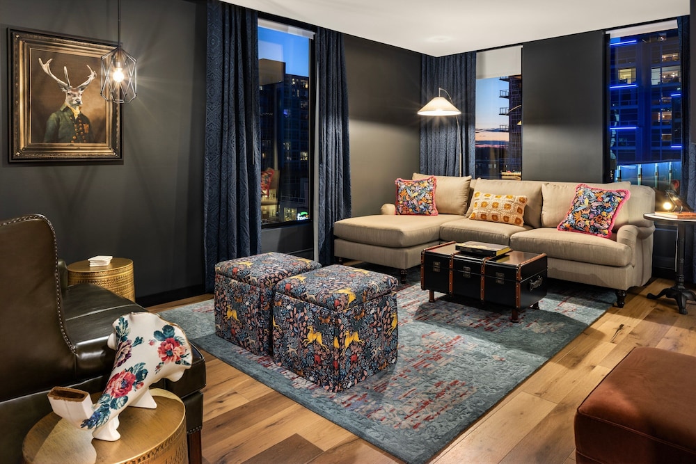 Moxy Madison Downtown 21/47