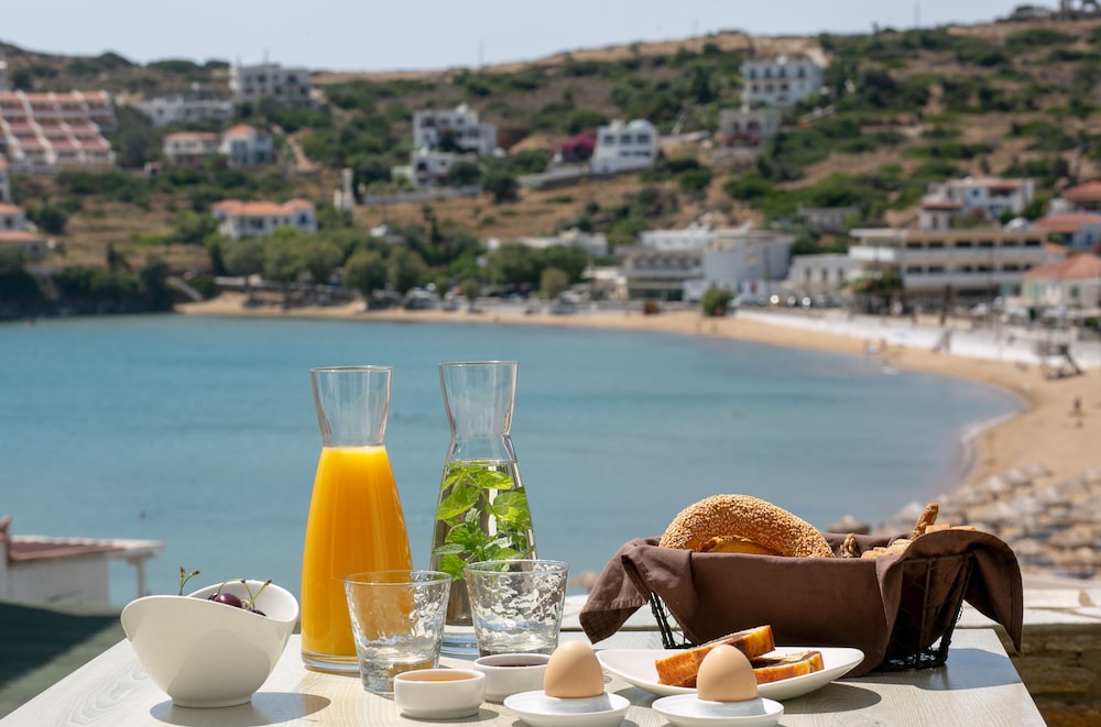 KRINOS SUITES HOTEL 19/50