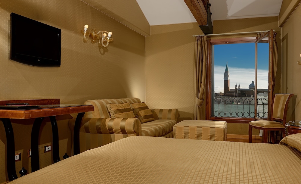 Hotel Paganelli Venice 22/49