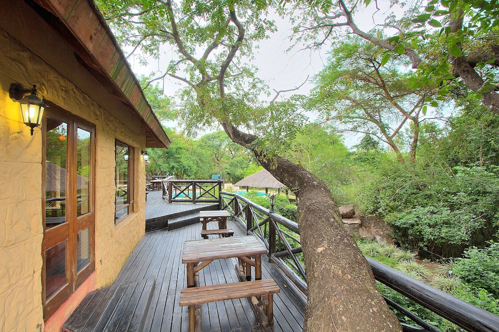 Kruger Adventure Lodge 32/40