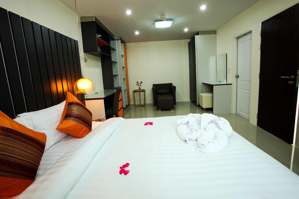 Patt Serviced Apartments 8/34