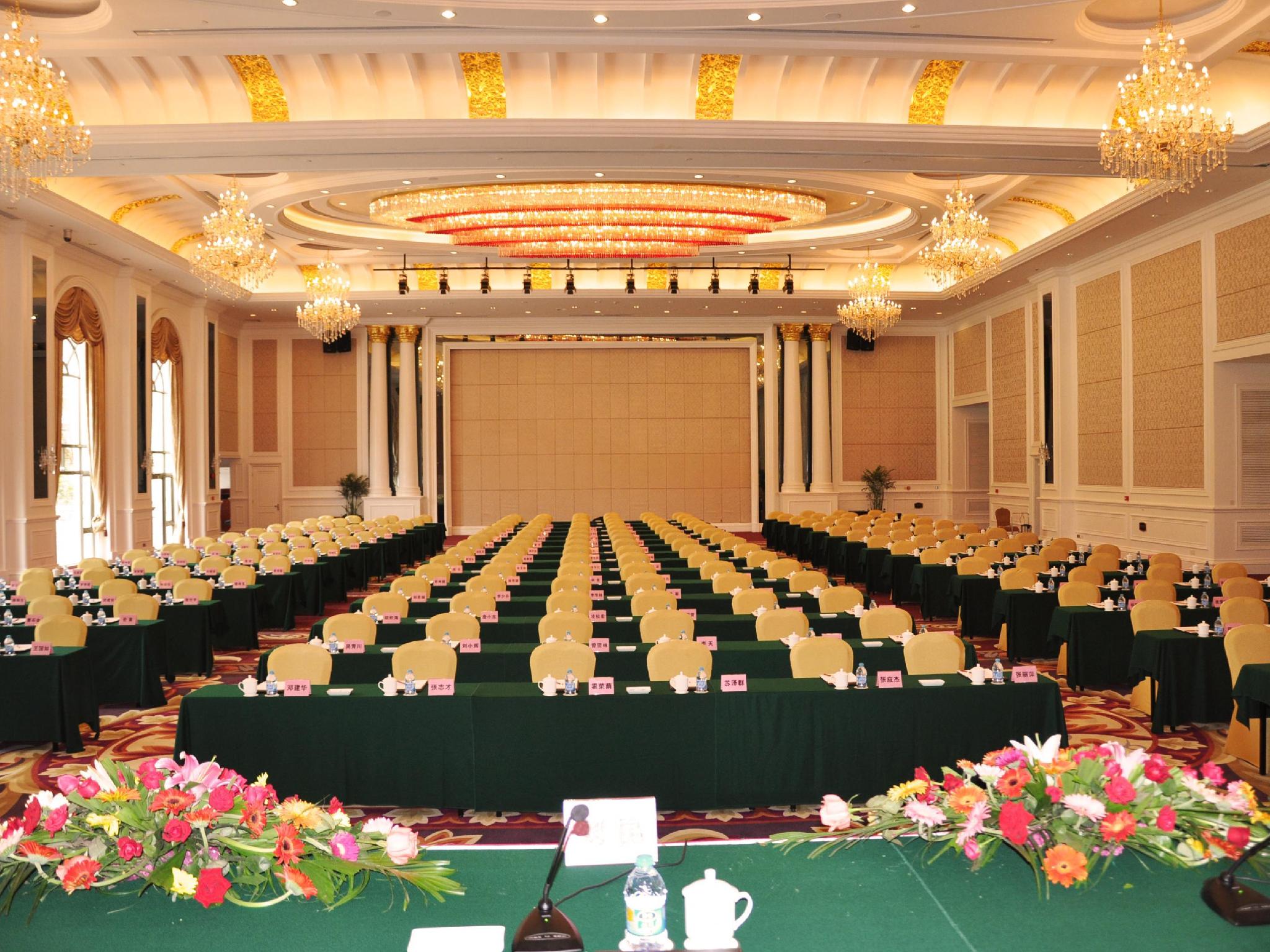 Country Garden Phoenix Hotel Shaoguan Downtown 30/35