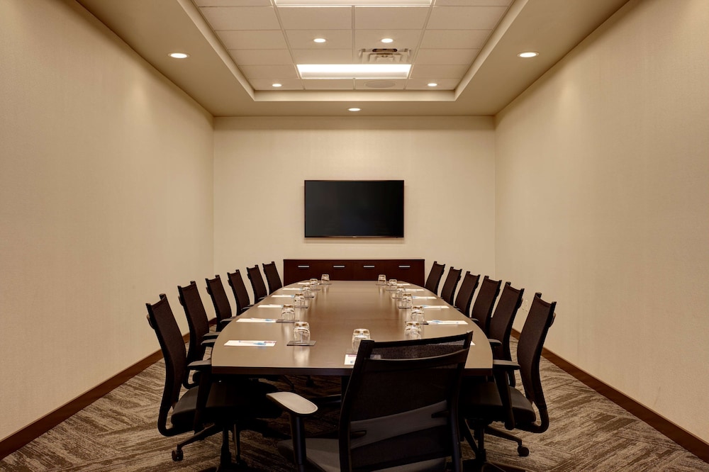 Hyatt Place Madison Verona 45/54