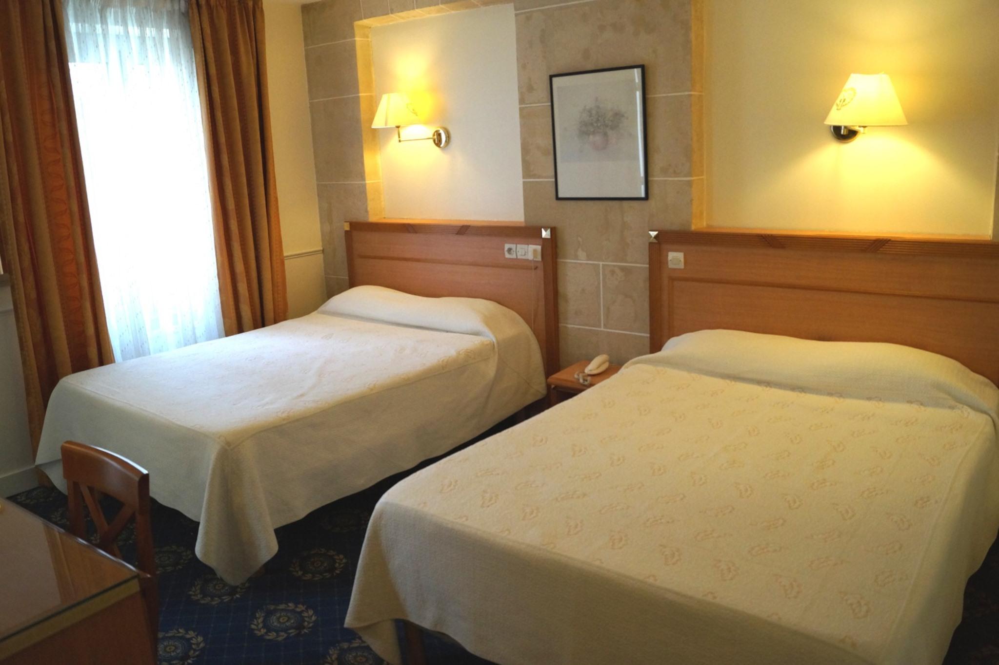 Room, Triple, 2 Double Beds