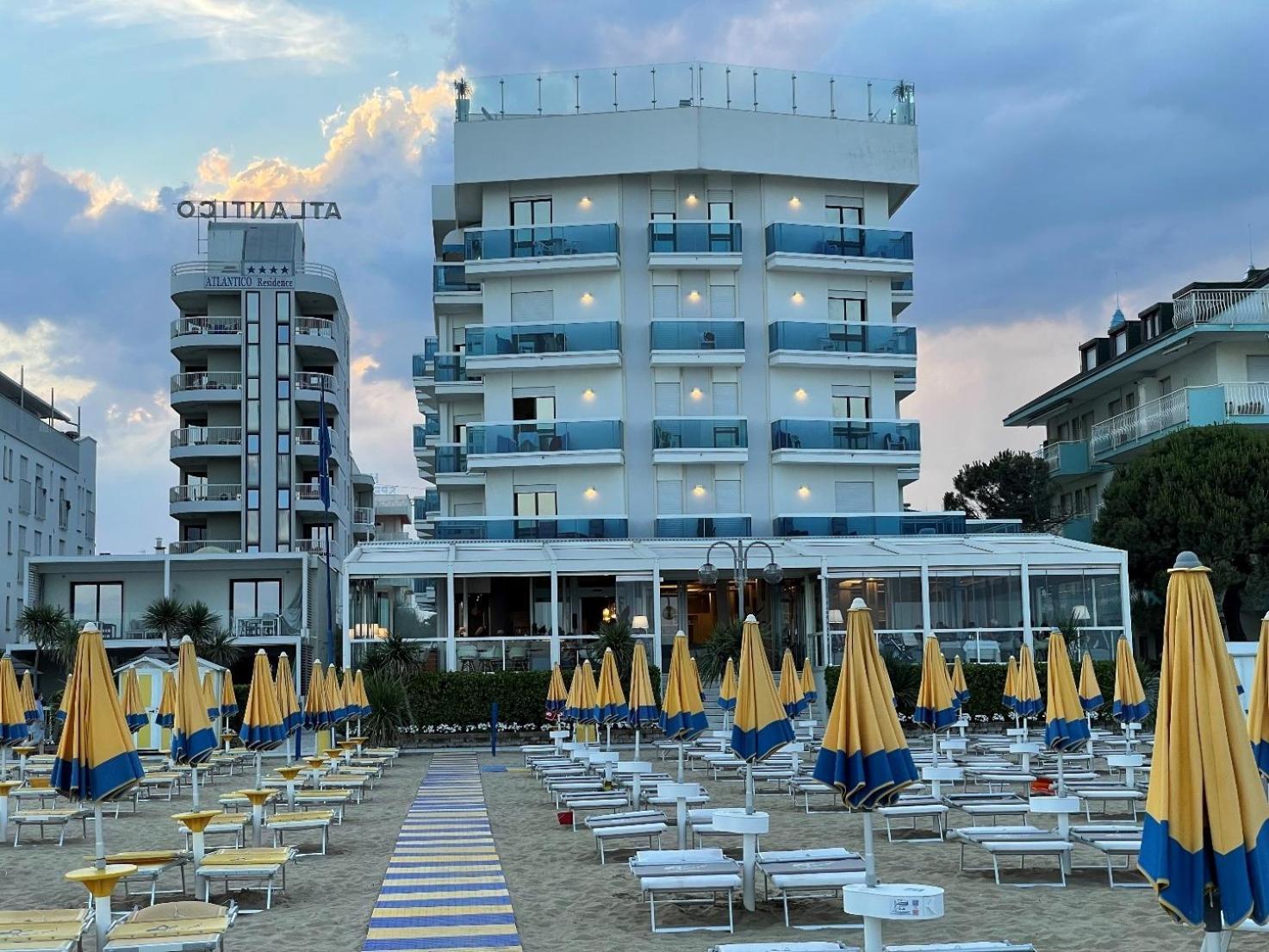 Hotel Atlantico 4/50