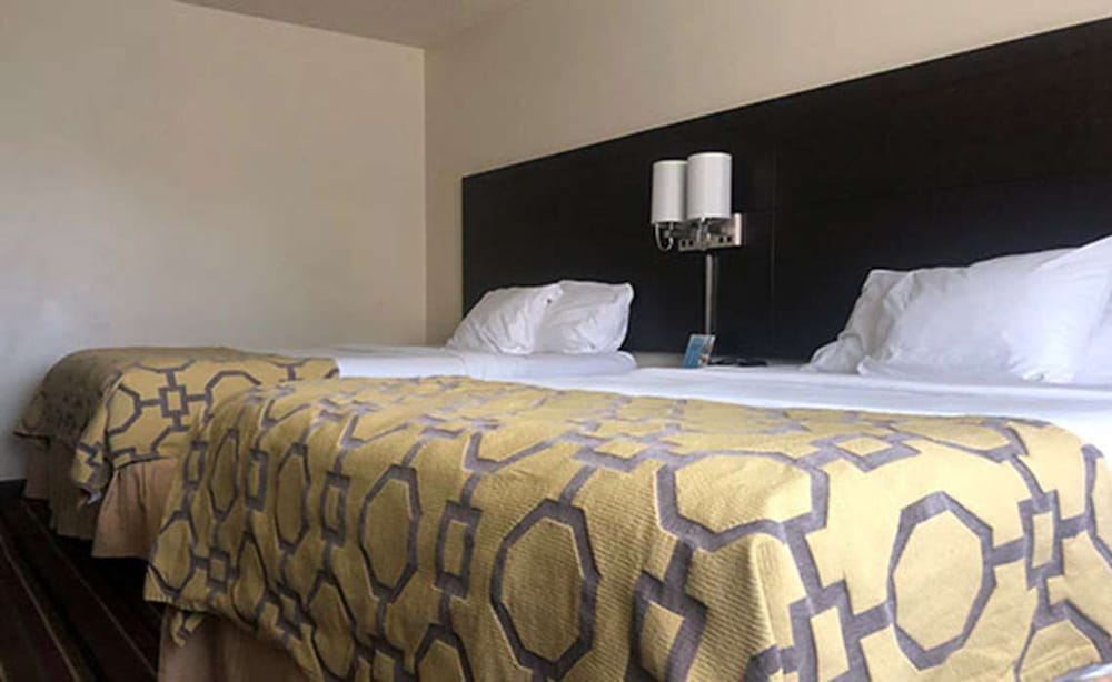 SureStay Plus by Best Western Montrose 23/48