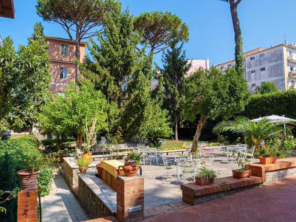 Delle Palme 35/39