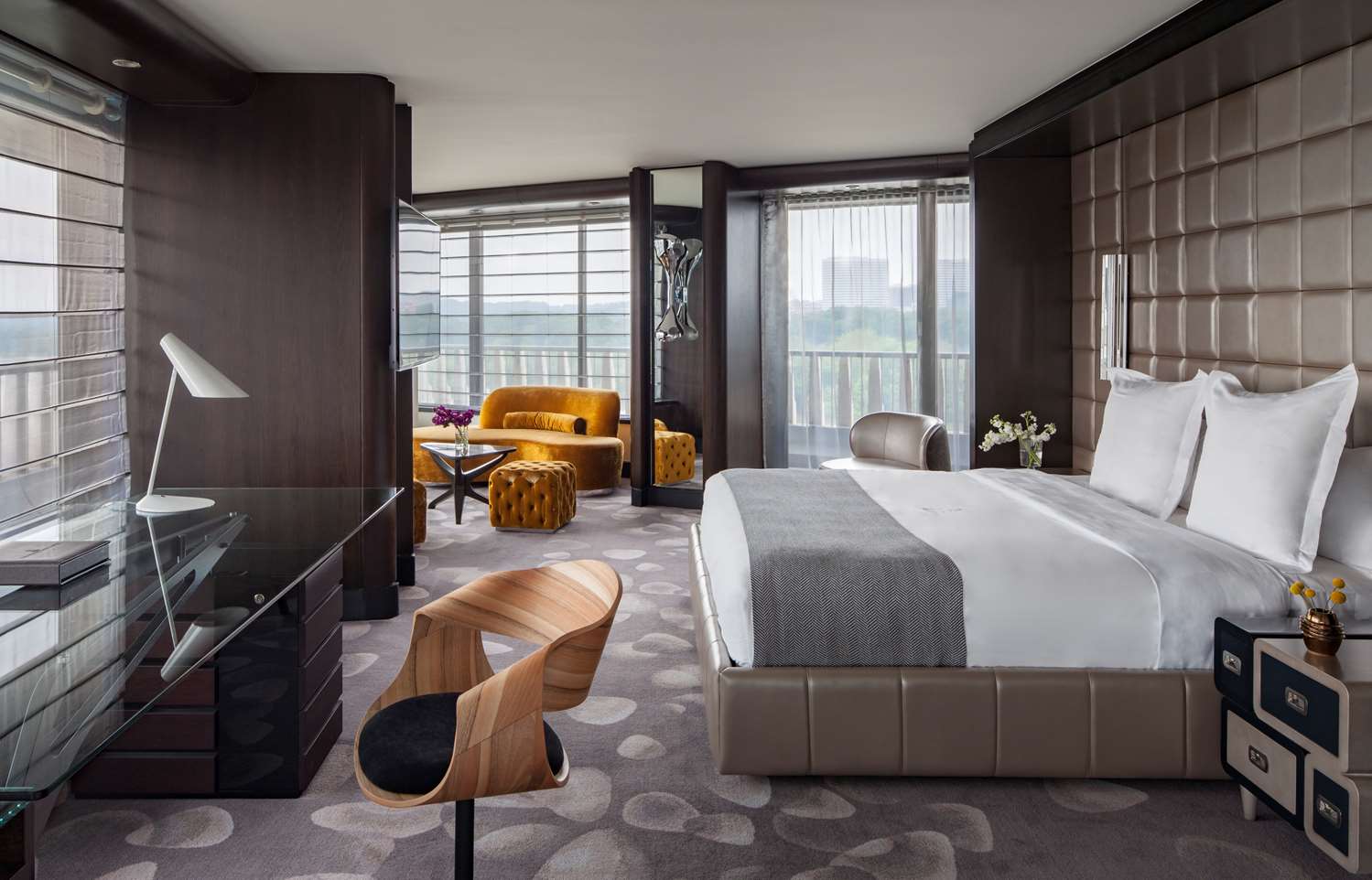 The Watergate Hotel 8/49