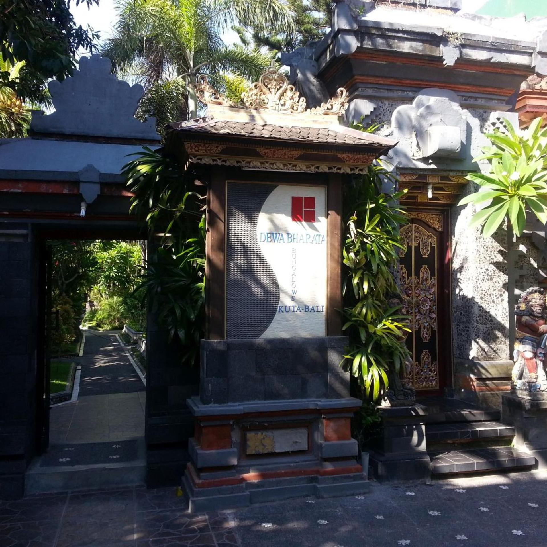 Dewa Bharata Bungalow Legian 8/20