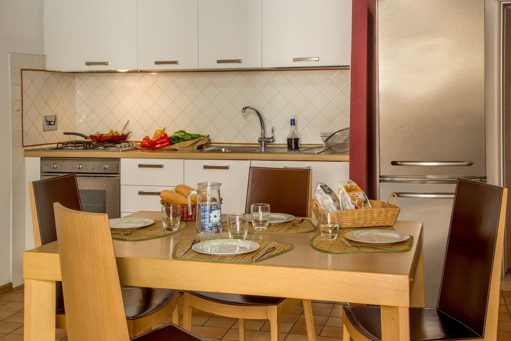 Bollo Wr Apartments 69/72