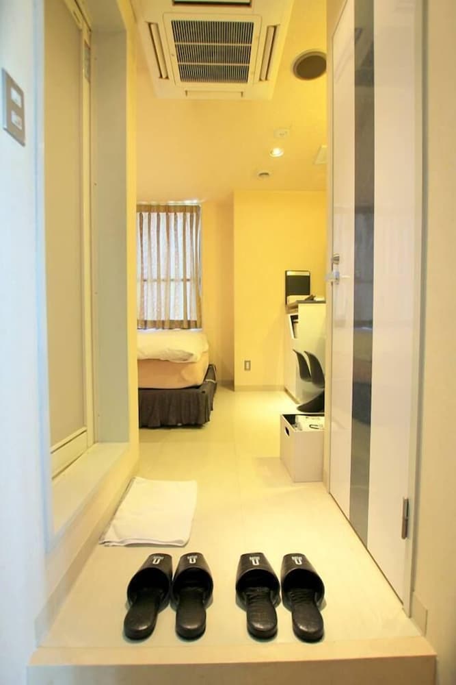 Hotel U Tokyo 45/45