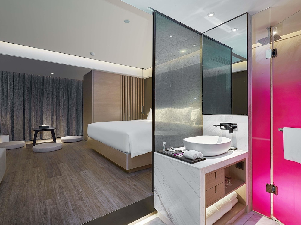 Mercure Yinchuan Xinhua 24/45